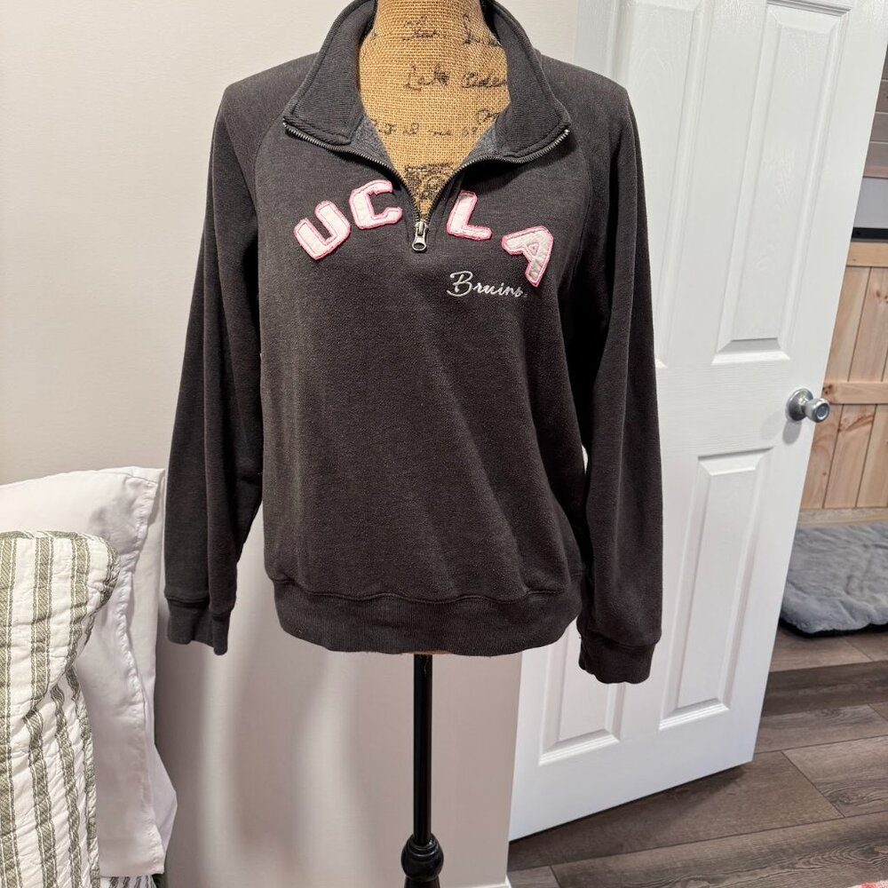 UCLA Sweatshirt Size L